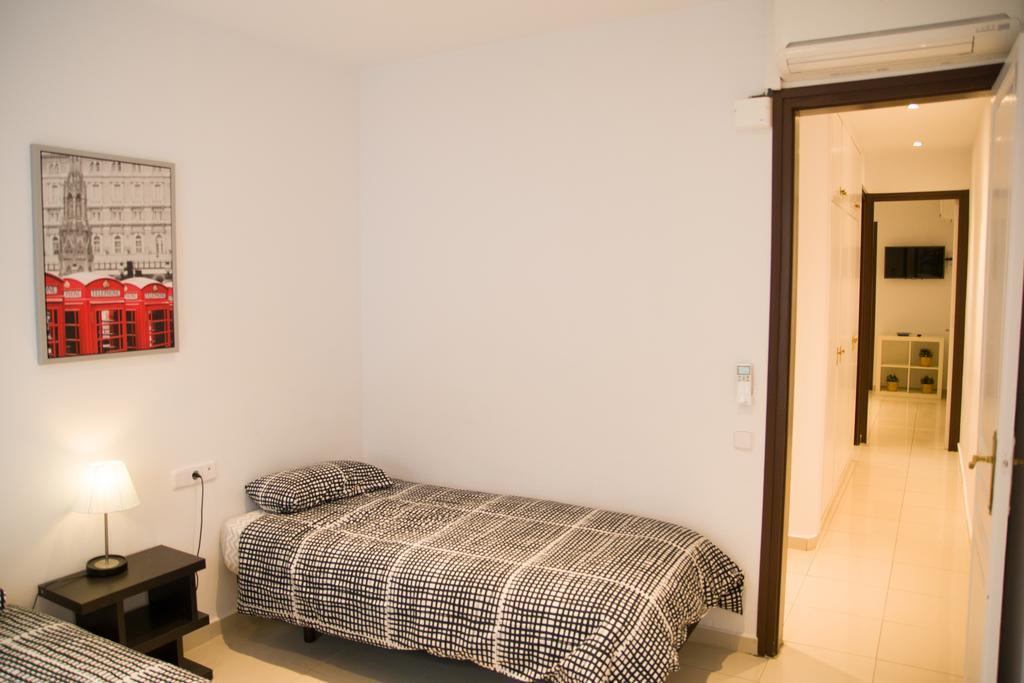 Flat Barcelona Apartment Exterior photo