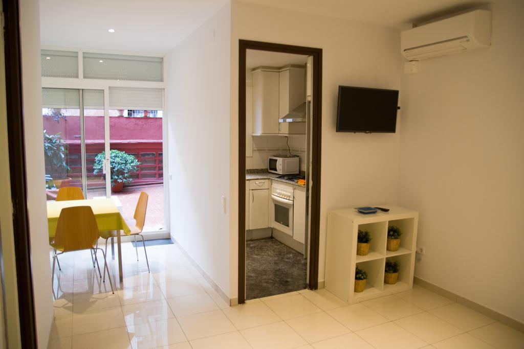 Flat Barcelona Apartment Exterior photo