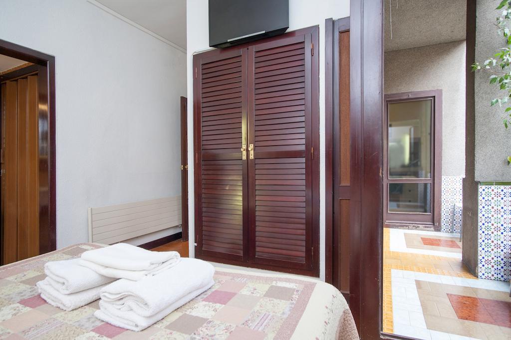 Flat Barcelona Apartment Room photo